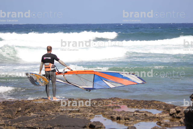 windsurfing - wind and waves