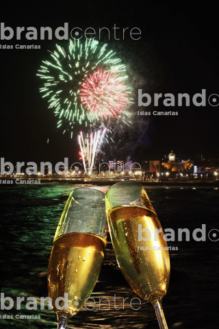 New year&#39;s eve at Las Canteras beach